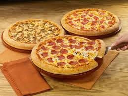 Home made Pizza – Cheesy & Flavorful Delight